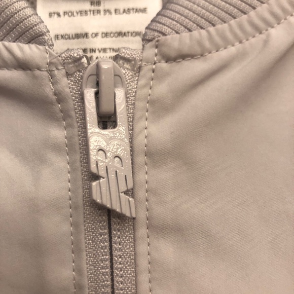 New Balance Light Grey and Powder Blue Zip Jacket, Size S - Picture 6 of 10